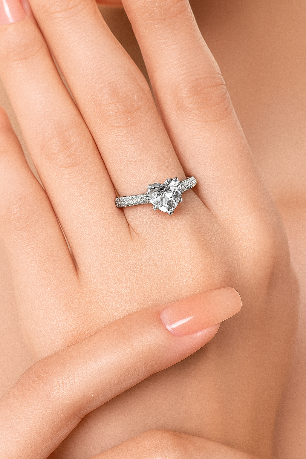 Ring Heart Ice Crushed – Romantik & Glans i Perfekt Harmoni