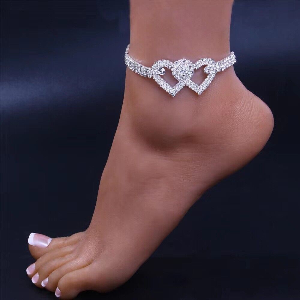 Anklet Double Heart – Glittrande Kärlek för Ditt Steg