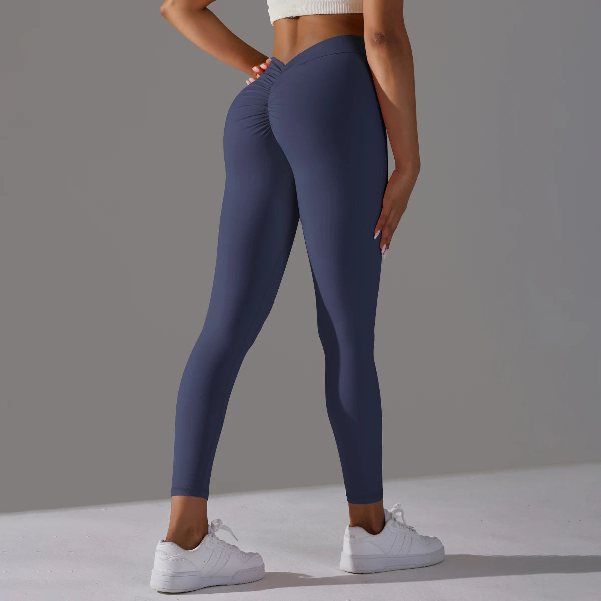 Back V Booty Leggings – Skulpterande Träningstights med Push-Up Effekt