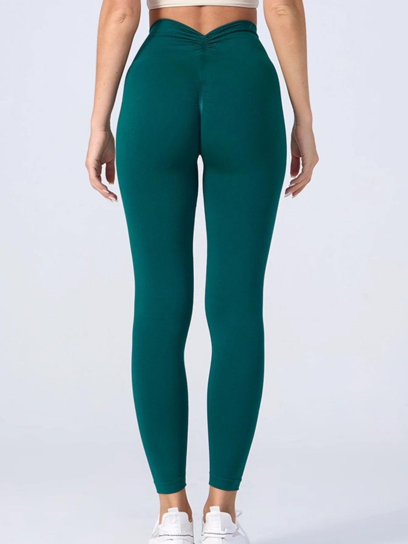 Seamless High Waist Fitness Leggings – Skulpterande passform & V-detalj för en lyftande effekt