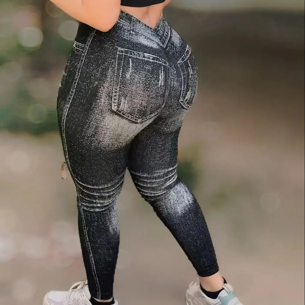 V-Back Booty Lift Leggings – Träningsbyxor med Jeanslook & Skulpterande Effekt