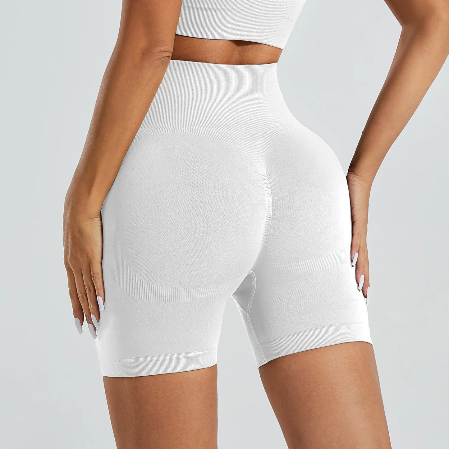 Booty Sculpt Shorts – Sömlösa, Högmidjade Träningsshorts för Sommarens Alla Pass