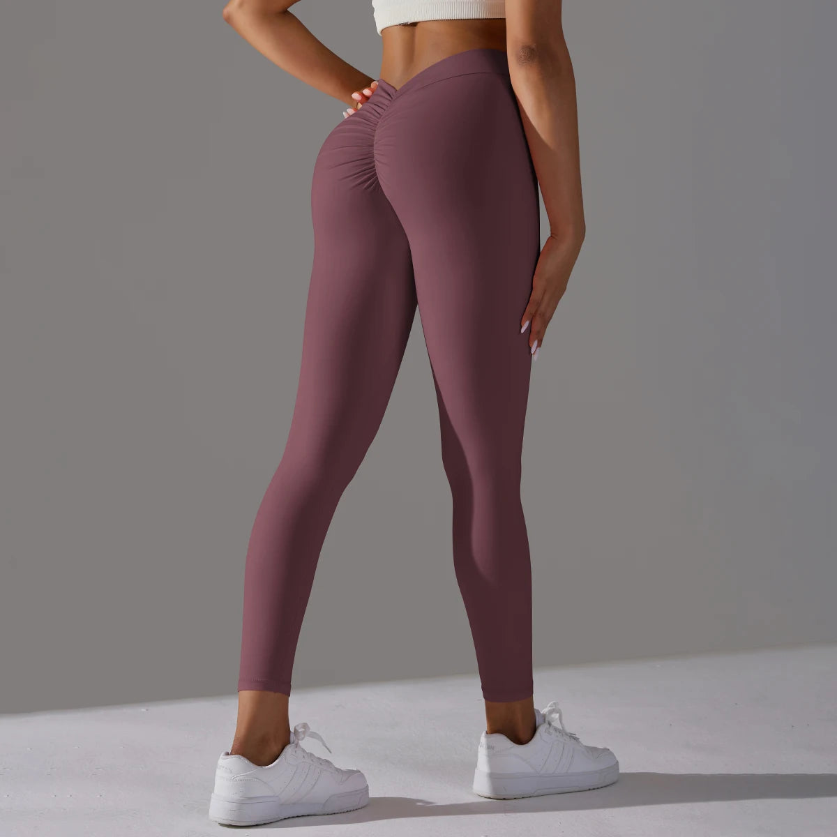 Back V Booty Leggings – Skulpterande Träningstights med Push-Up Effekt
