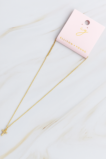 Halsband_My Dear Crystal Cross  – Subtil Elegans med Glittrande Symbolik