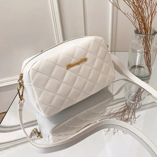Quiltad Crossbody-väska – Stilren & Praktisk Axelremsväska 2024